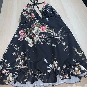 Floral dress from pretty little thing size 4